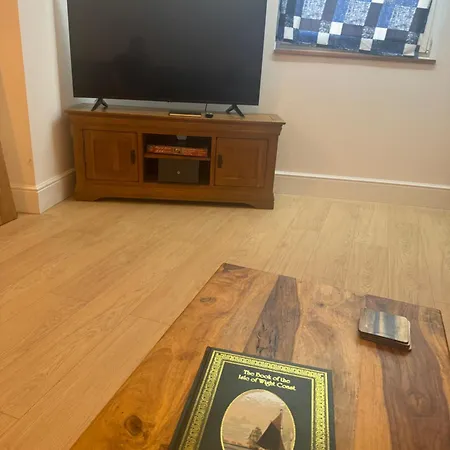 Mill Hill Guest House Cowes  Extérieur photo